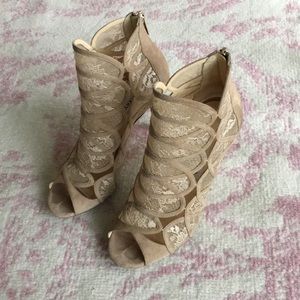 Jimmy Choo nude lace heels